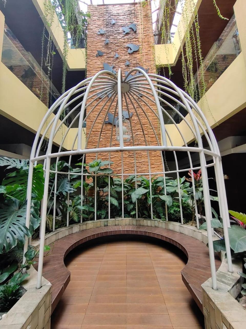 Sweet Garden Guest House Malang Luaran gambar